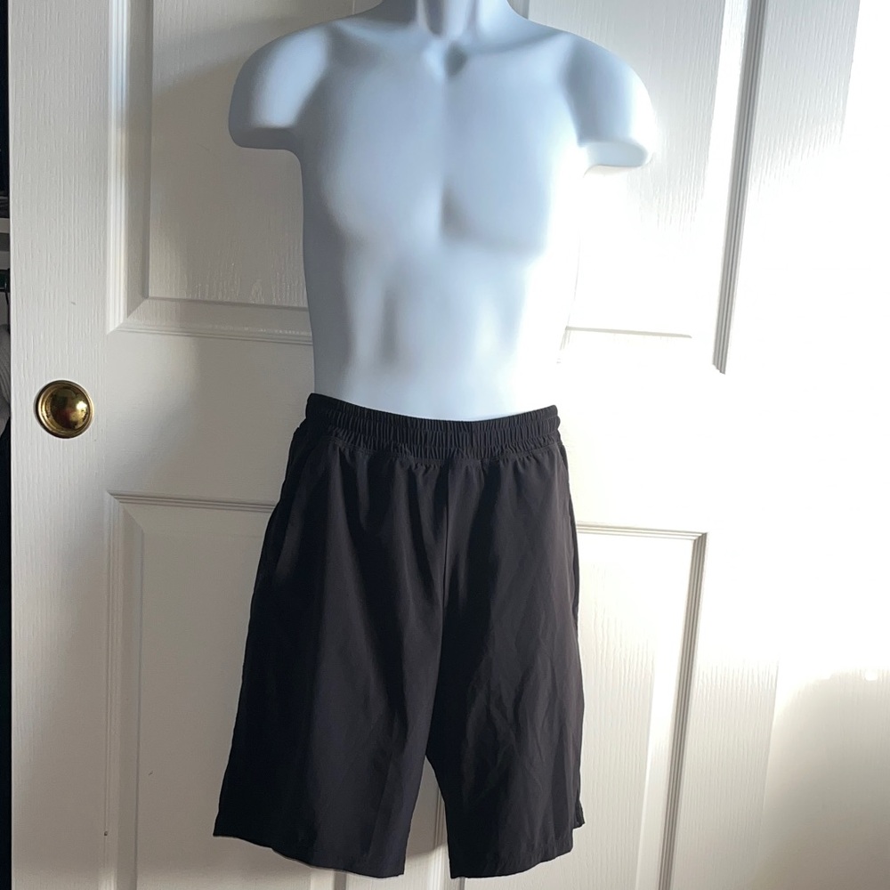 Lululemon Pace Breaker Lined Short 9" Medium (EUC)